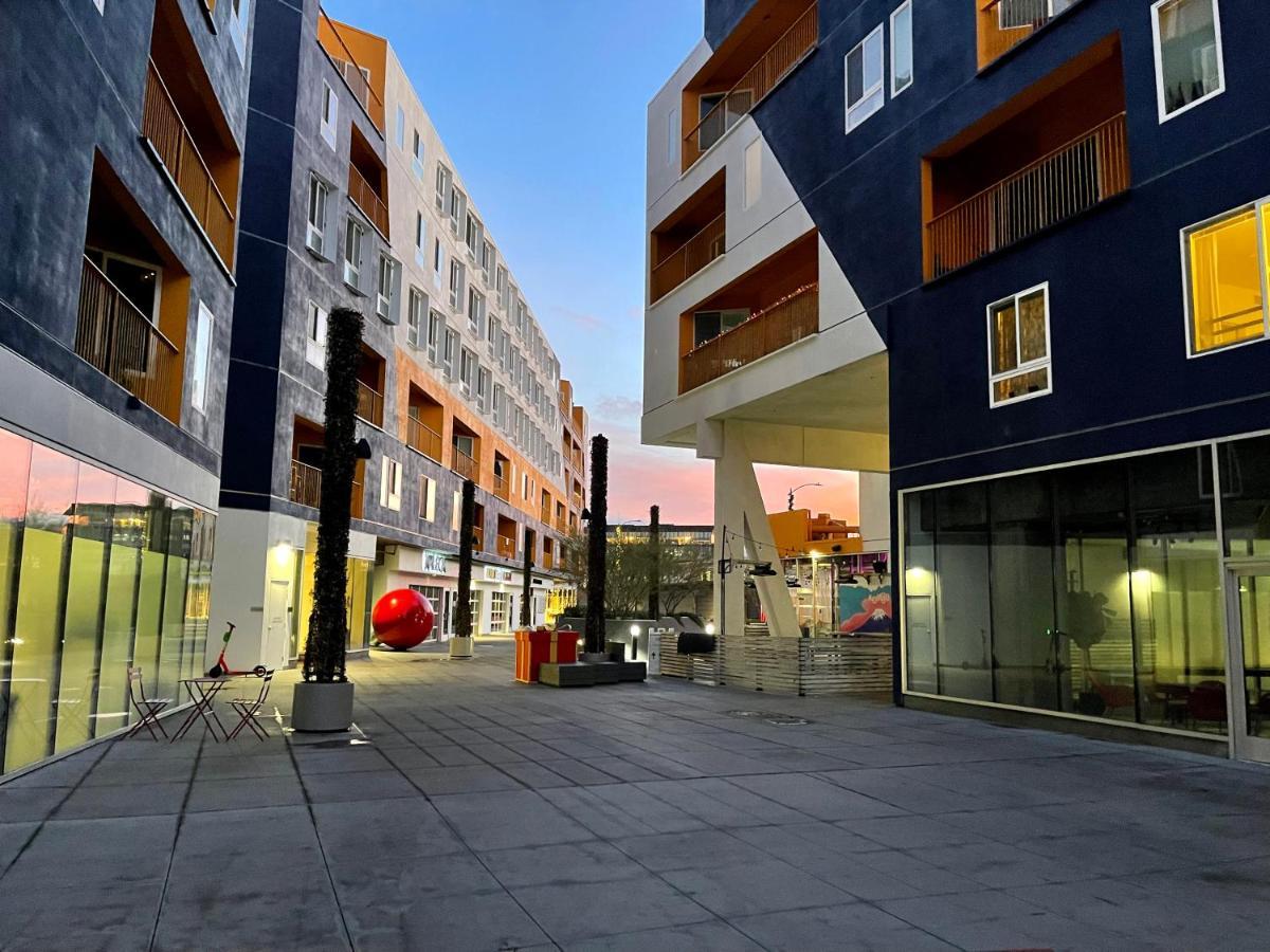 Spacious Entire Apt W Parking In Arts District Dtla B5 Los Angeles Dış mekan fotoğraf